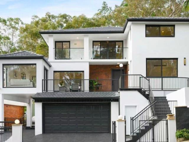 Peace, Privacy & Panoramic Views A Hidden Sanctuary in Chatswood West