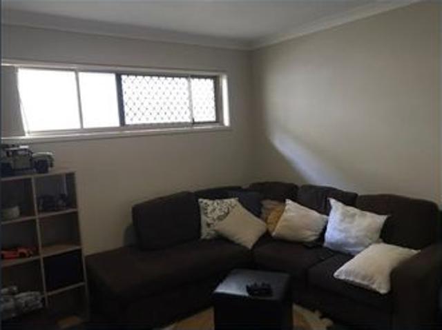 PEACE & QUIET 4 BEDROOM HOUSE WITH BUSH OUTLOOK