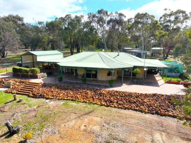 Peaceful 10 Acre Retreat with Space, Sheds & Style