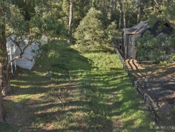 PEACEFUL 1,035M² BLOCK SURROUNDED BY NATURE