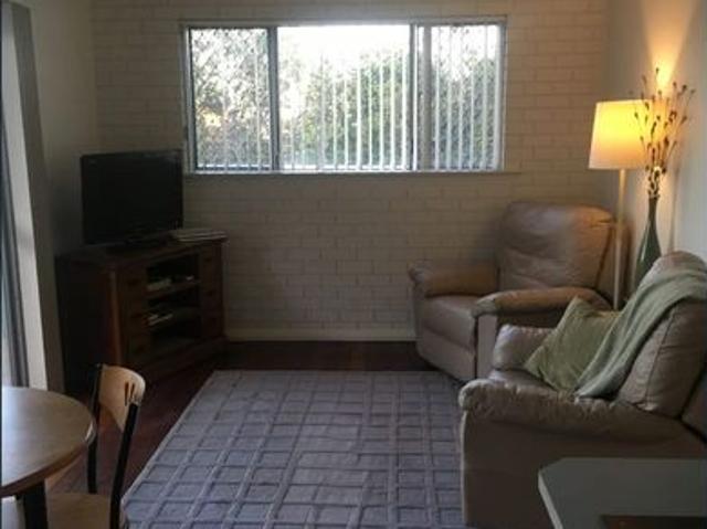 Peaceful 2 Bedroom Apartment in the Heart of Bowen Hills