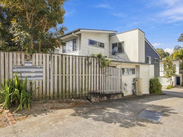 Peaceful 3 Bedroom Townhouse Vacant Possession