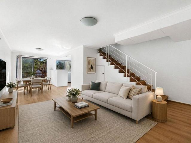 Peaceful Townhouse Living in a Prime Marsfield Location