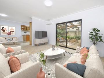 Peaceful Villa Living with 2 Courtyards 138 sqm