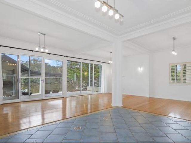 PEACEFUL WATERFRONT LOCATION