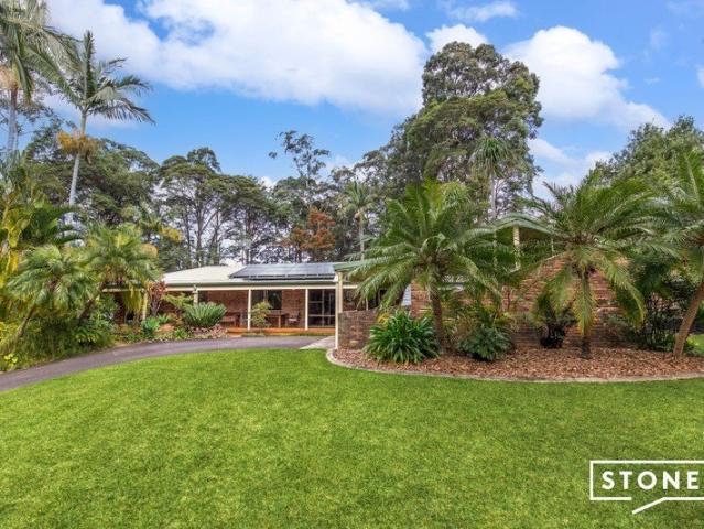 Peaceful Acreage, Space & Convenience