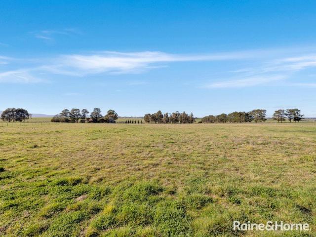 PEACEFUL ACREAGE WITH ENDLESS POTENTIAL