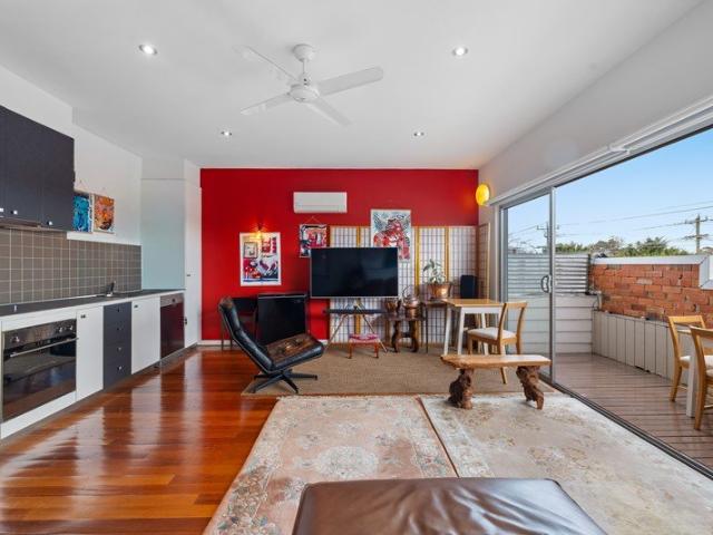 Peaceful and Private Living in the Heart of Austin Road
