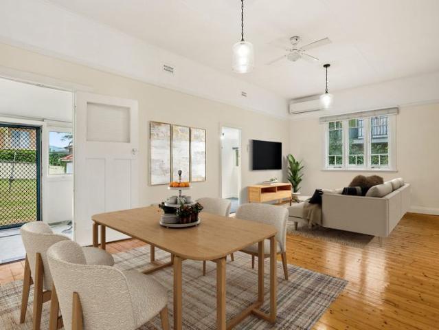Peaceful and Versatile Home in a Convenient Wollongong Location