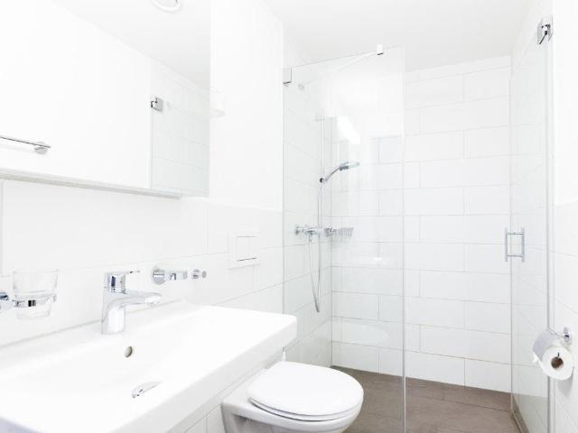Peaceful Apartment in Zurich Near Sihlfeld Park & Langstrasse, Zurich Amsterdam Apartments for Rent