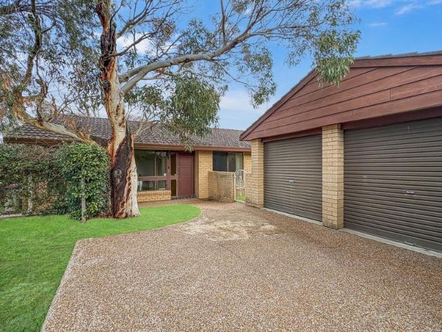 Peaceful Bayside Living in a Prime Family Location *12 Month Lease