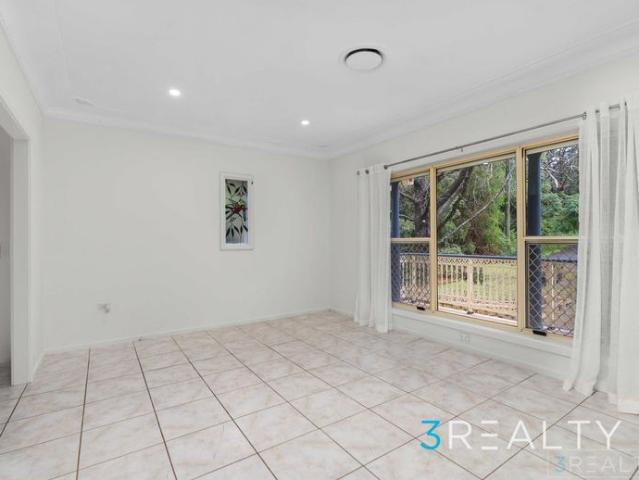 Peaceful bush outlook in prime location!