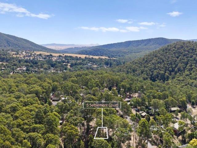Peaceful Bushland Block with Approved Plans