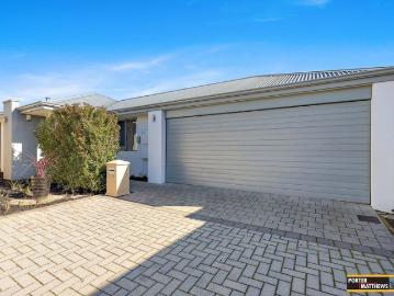 PEACEFUL CANNING RIVER LIFESTYLE 3x2x2 MODERN LIVING IN A PRIME LOCATION