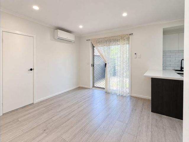 Peaceful & Comfortable Living in Altona Meadows