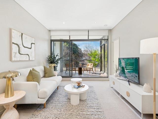 Peaceful Contemporary Living in the Heart of Lane Cove