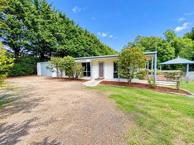 Peaceful Coastal Living in Corinella