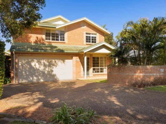 Peaceful Coastal Living in Fingal Bay