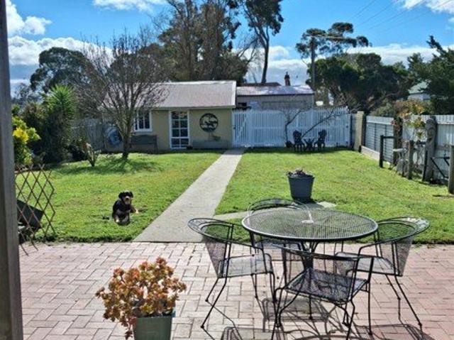 Peaceful Corner Block Living with Space, Privacy & Potential