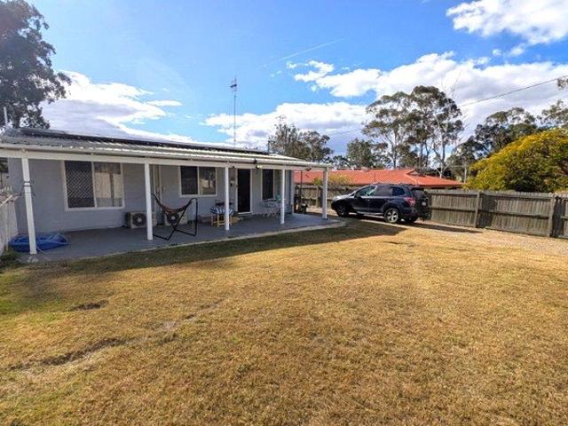 Peaceful Country Living with Comfort, Space & Low Maintenance Appeal