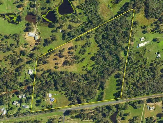 Peaceful Country Living with Creek, Dams & Character Home
