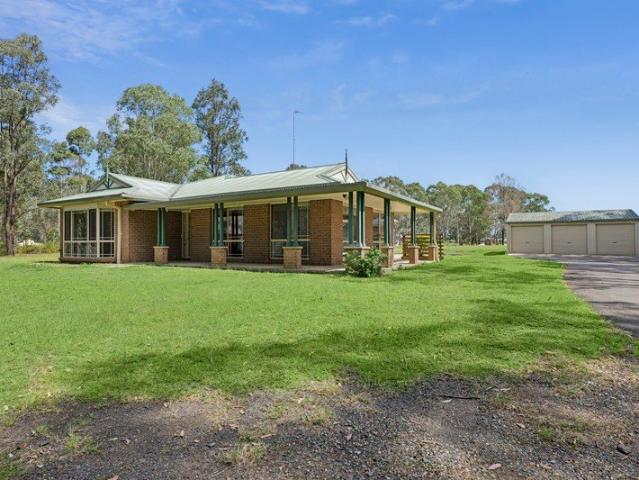Peaceful Country Living with Established Gardens