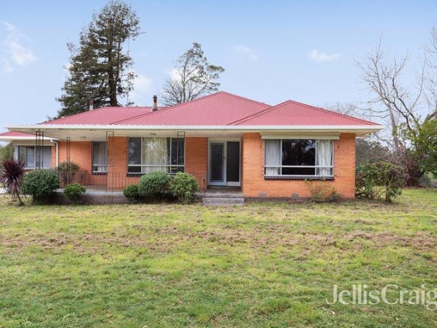 Peaceful Country Living with Stunning Rural Views
