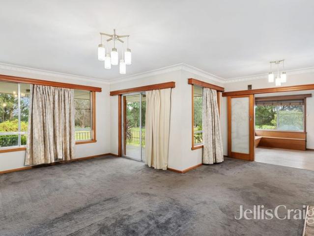 Peaceful Country Living with Stunning Rural Views