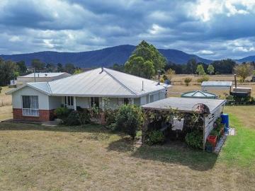 Peaceful Country Living with Space, Charm & Potential