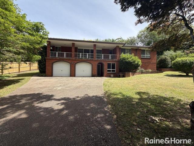 Peaceful Country Living in the Heart of Burrawang