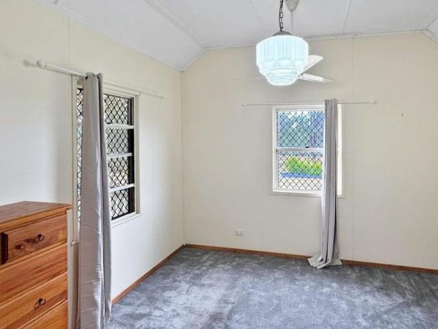 Peaceful Country Living in Grahams Creek