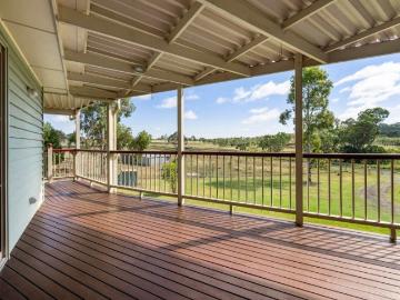 Peaceful Country Living on Pittsworth's Doorstep