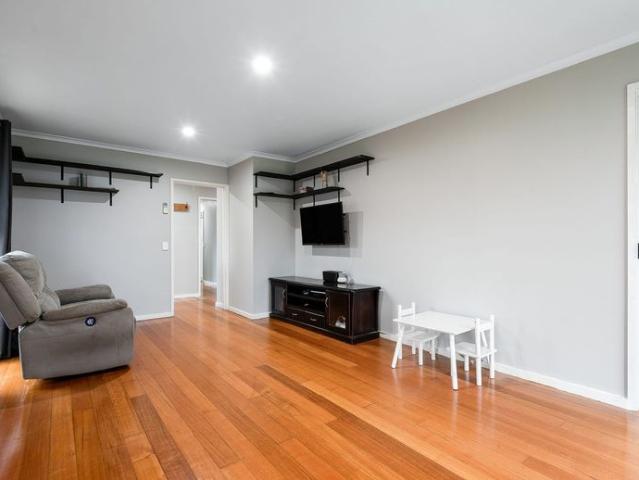 Peaceful Court Location with Comfortable Family Living