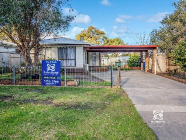 PEACEFUL COURT LOCATION WITH PLENTY TO OFFER