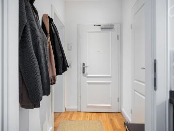 Am Bach, Frankfurt - Balkon, Ausgestattete Küche