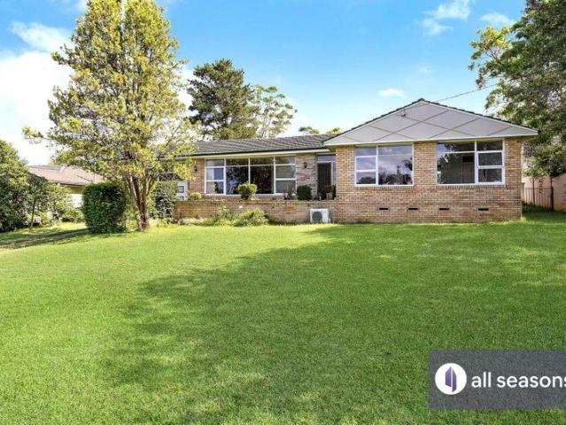 Peaceful Cul De Sac I North facing Family Home