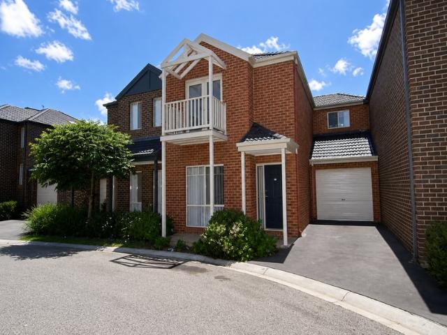 Peaceful Cul de Sac Living with Nature at Your Doorstep