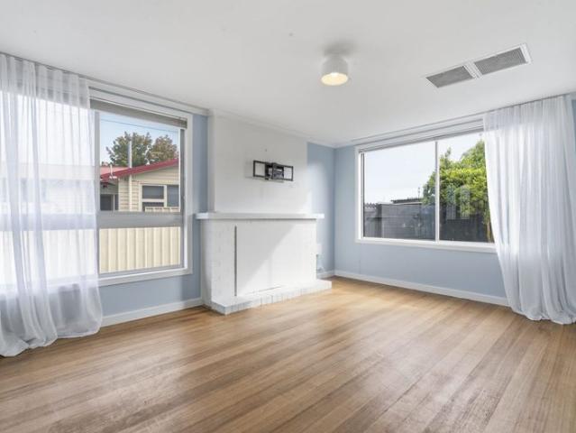 Peaceful Cul de Sac Living with Plenty of Charm