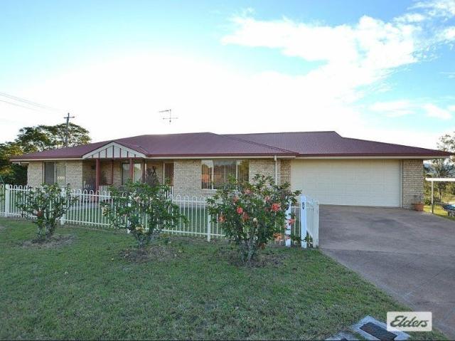 PEACEFUL & ELEVATED WITH STUNNING VIEWS A MUST SEE!