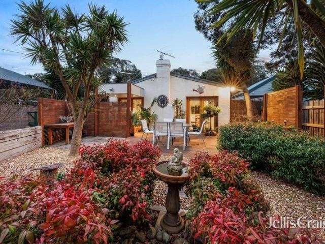 Peaceful Escape for Relaxed Coastal Living or Holidays
