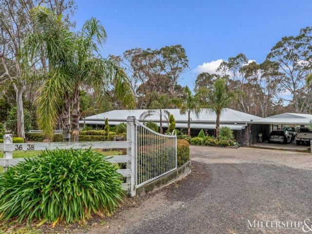 Peaceful Family Living on 2.5 Acres in Prime Yarrambat Location