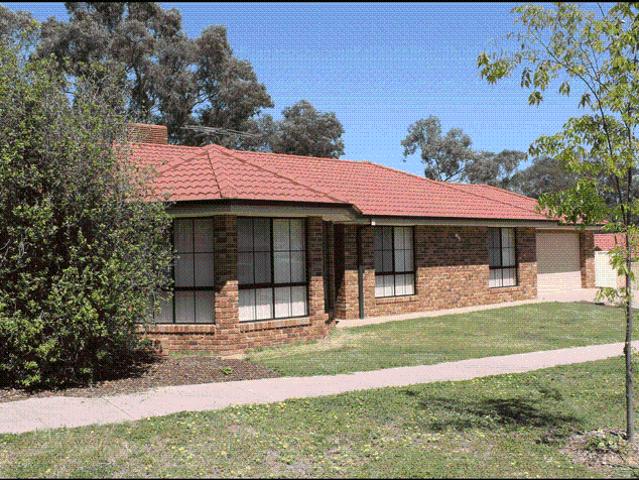 Peaceful Family Living in a Convenient Lavington Location