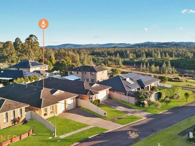 Peaceful Family Living in a Quiet Reserve Side Setting