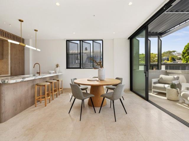 Peaceful Family Living in the Heart of Rose Bay Village