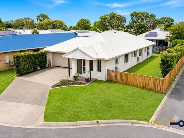 Peaceful Family Living Spacious 5 Bedroom Home in Woodlands Estate