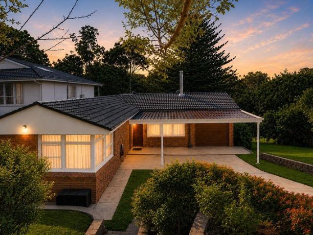 Private Parkside Living on a Single Level, Within 10km of Sydney with a desirable north to rear aspect