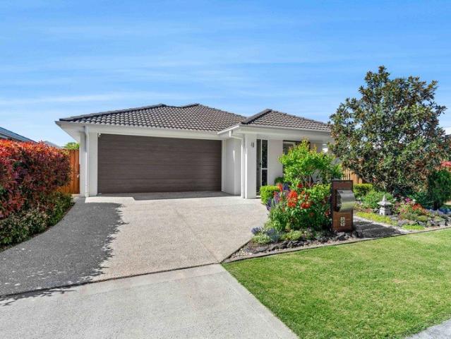 Peaceful Family Retreat in the Heart of Forest Pines Estate