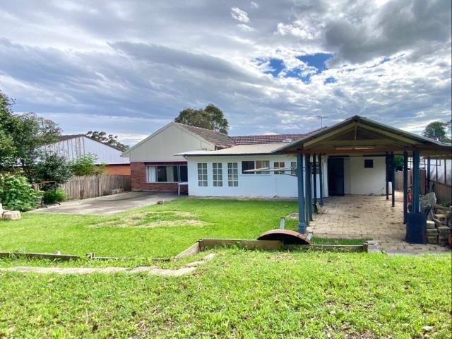 Peaceful Granny Flat | Modern Comforts + 2 Car Spaces | Schools Nearby