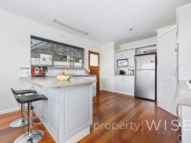 Peaceful in Pomona. Virtual Tour Available!