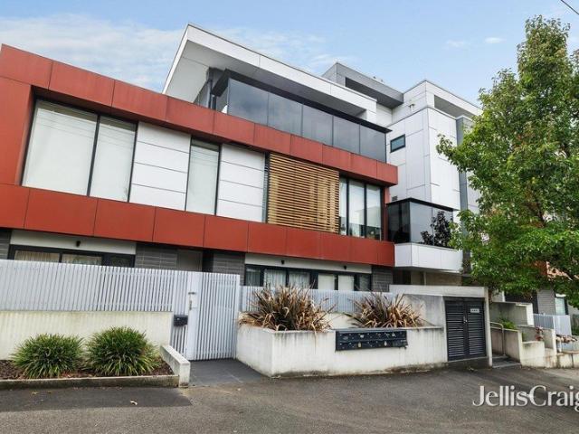 Peaceful inner city living with private terraces